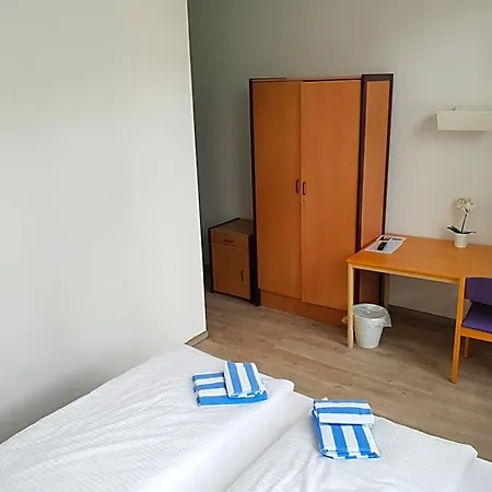 מלון Appartement-hotel 3*